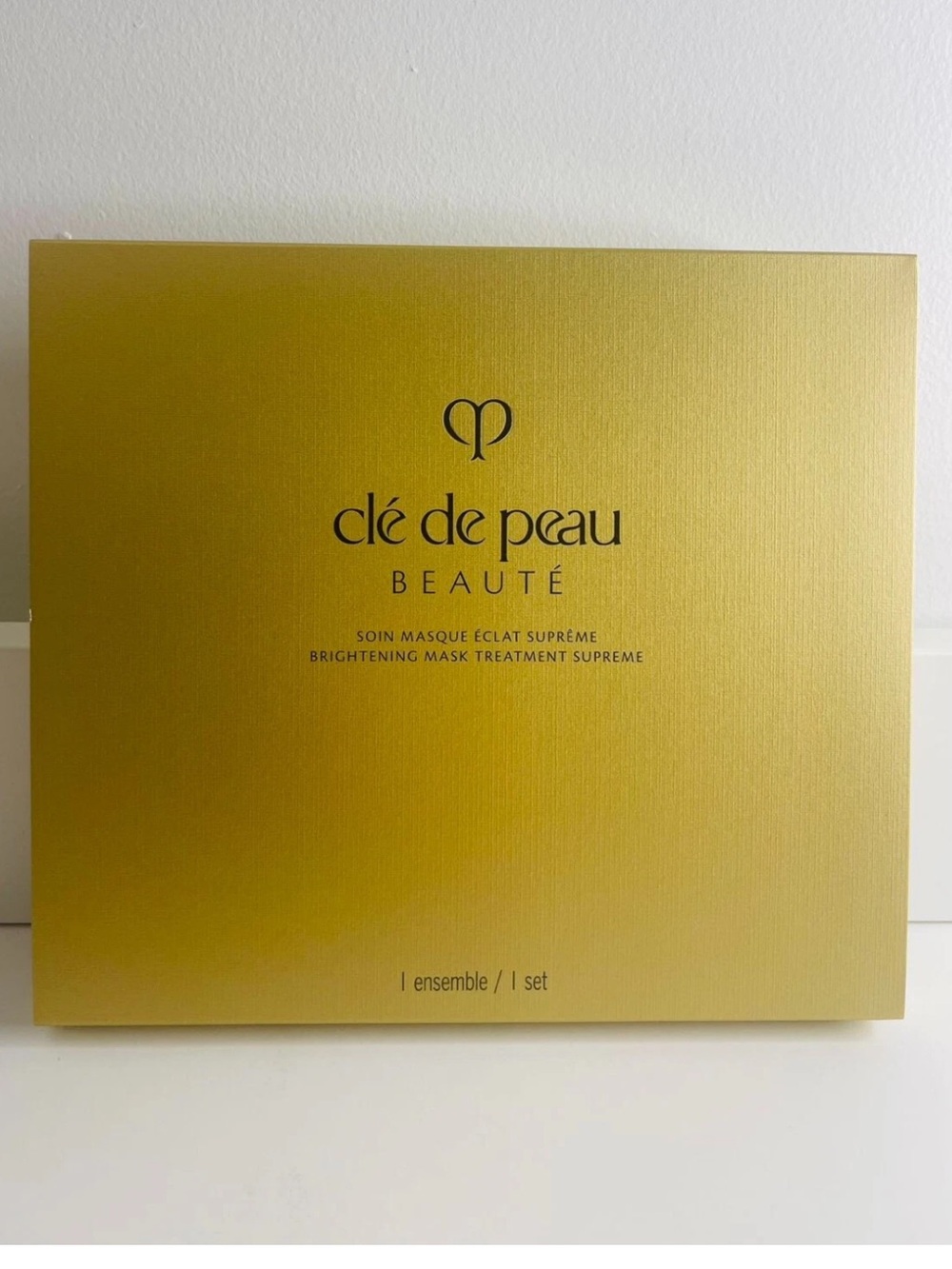 Clé de Peau Beauté Brightening Mask Treatment Supreme Luxury 3-Piece Set